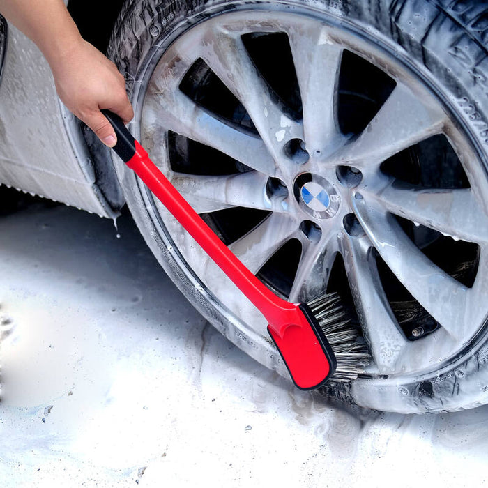 Maxshine Soft Grip Tyre & Wheel Cleaning Brush - Long Handle